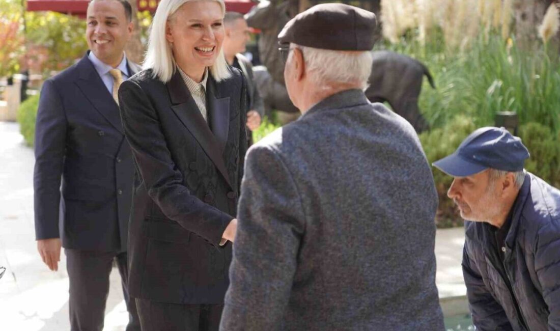 Bilecik Belediye Başkanı Subaşı, Esnaf ve Vatandaşlarla Buluşarak Şehre Yönelik İhtiyaçları Dinledi Bilecik Belediye Başkanı Melek Mızrak Subaşı, kent merkezinde esnaf ve