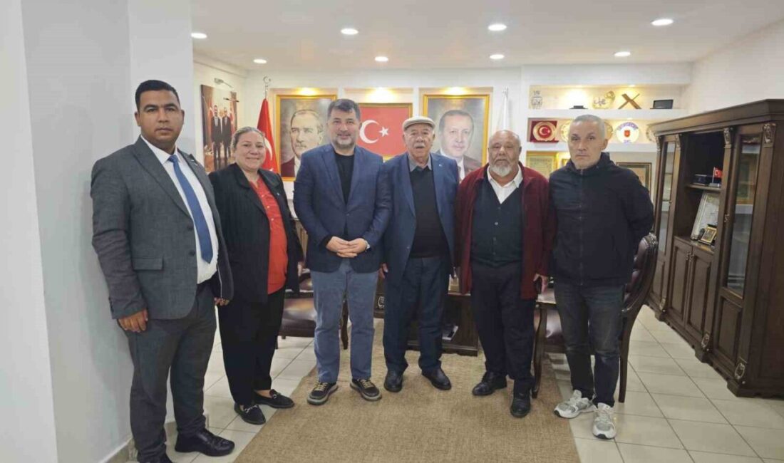 Düzce’de Roman Vatandaşların Sorunlarına Çözüm Arayışları İçin Toplantı Düzenlendi Düzce'de yapılan Batı Karadeniz Romanlar bölge toplantısına Düzce Milletvekili Ercan