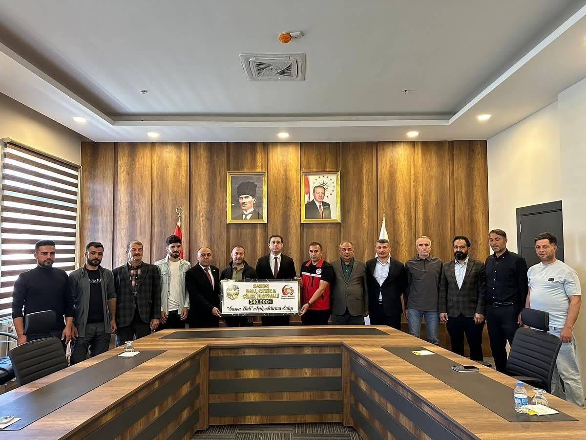 Batman'ın Sason ilçesinde düzenlenen açık artırmada, Ege Üniversitesi'nin kalite onayını