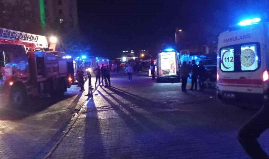 Batman'da bir evde meydana gelen yangında mahsur kalan 77 yaşındaki