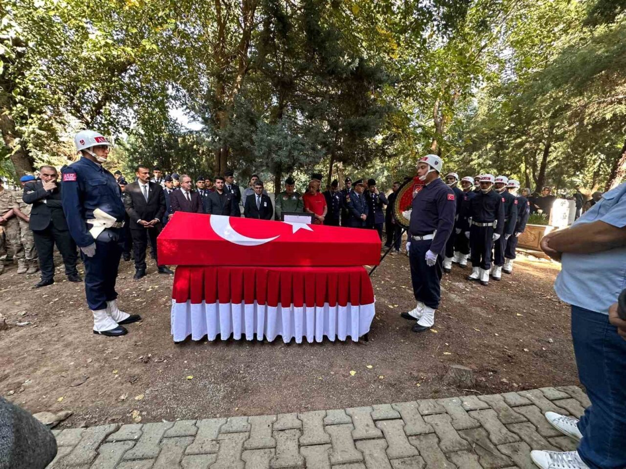 94 Yaşındaki Kore Gazisi Cemil Öner, Gercüş’te Törenle Ebedi Yola Uğurlandı