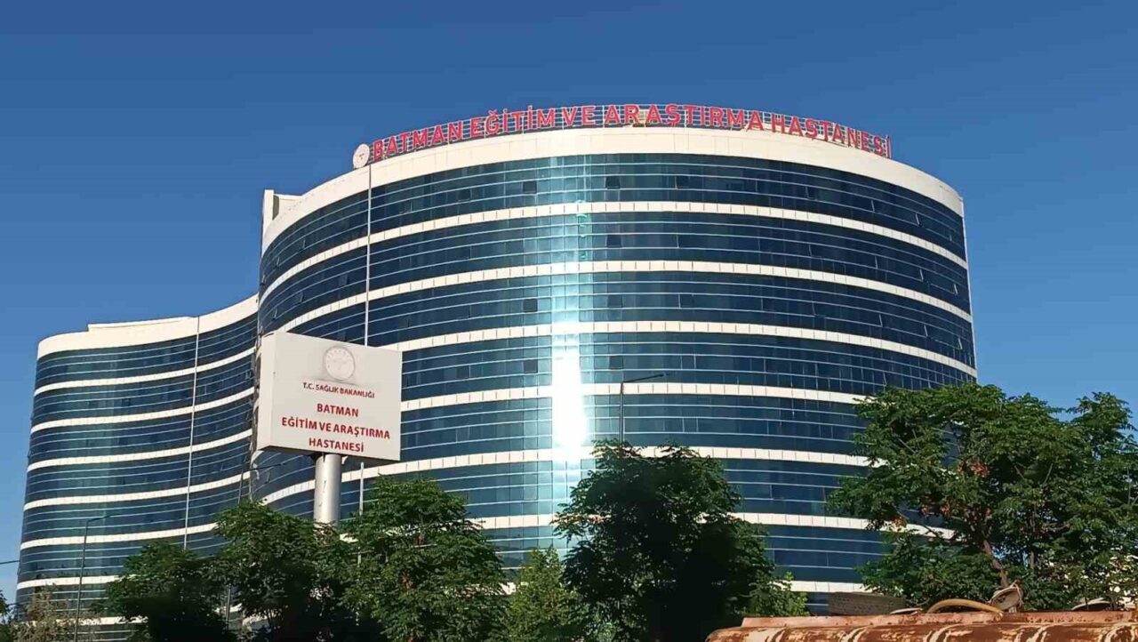 Batman'da 19 Mayıs Mahallesi'nde iki grup arasında çıkan silahlı kavgada