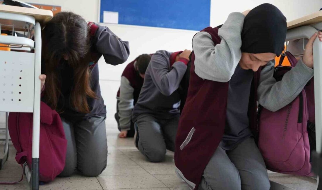 Bayburt Milli İrade Anadolu Lisesi'nde Uluslararası Afet Risklerini Azaltma Günü