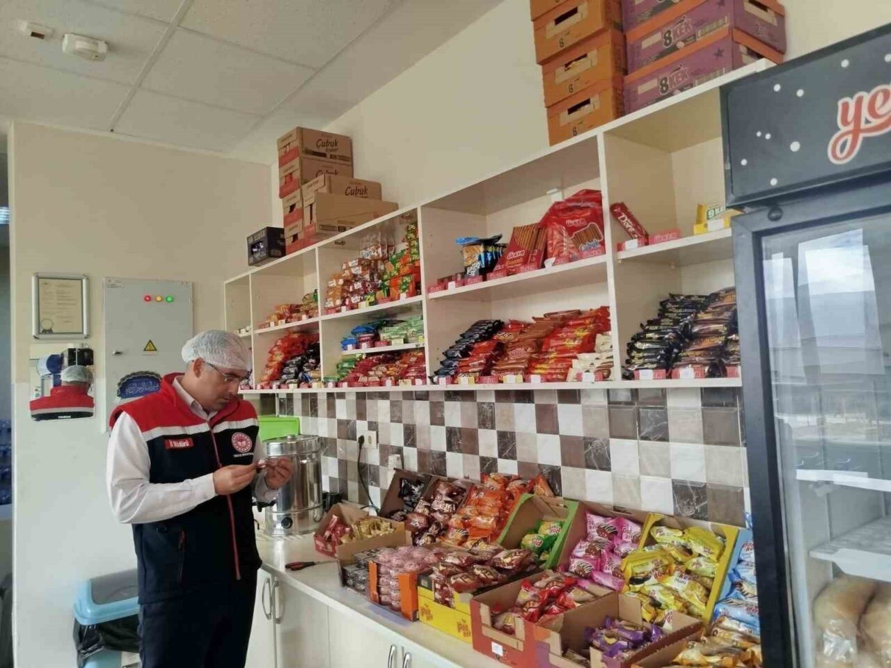 Bayburt’ta Okul Kantinleri ve Pansiyon Yemekhanelerine Sağlıklı Gıda Denetimi Yapıldı