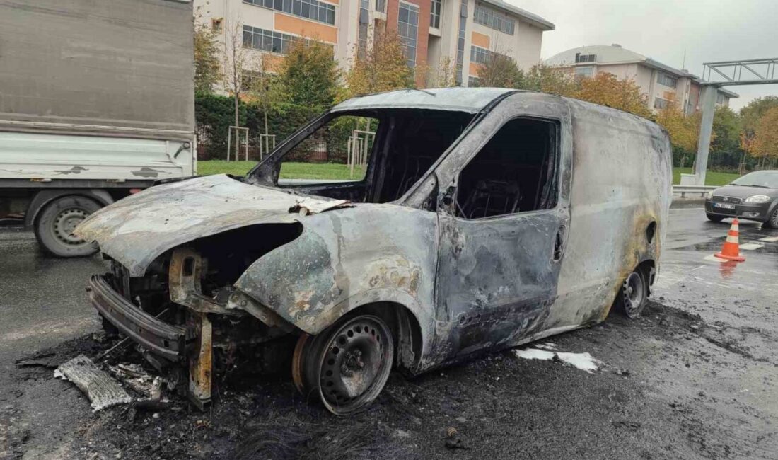 Bayrampaşa Yıldırım Mahallesi'nde seyir halindeki 58 TA 197 plakalı araç,
