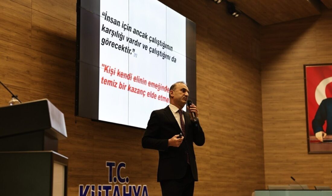 Kütahya Belediyesi, Personeline İş Ahlakı Eğitimi Verdi Kütahya Belediyesi, personeline "İş ahlakı" eğitimi düzenledi. Kütahya İl Müftülüğü