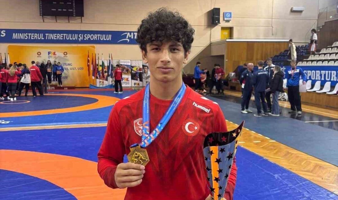 Bursa Büyükşehir Belediyespor Kulübü, Cluj Napoca'da düzenlenen U15 Güreş Balkan
