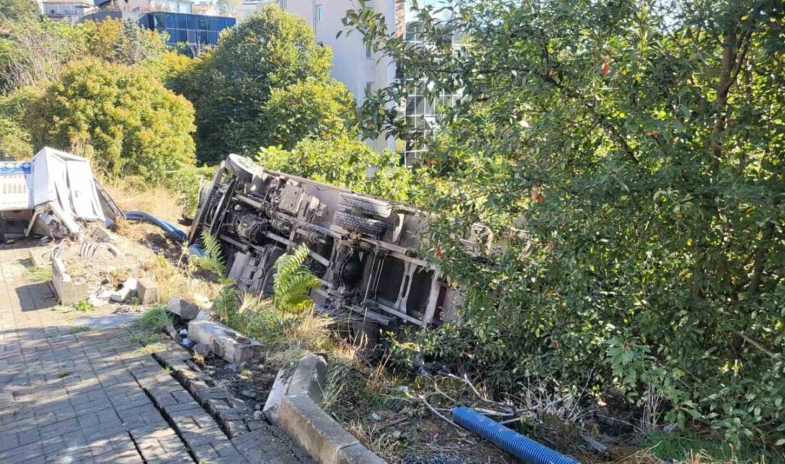 Beşiktaş'ta Burak D. yönetimindeki tır, navigasyon talimatıyla yokuş aşağı ilerlerken