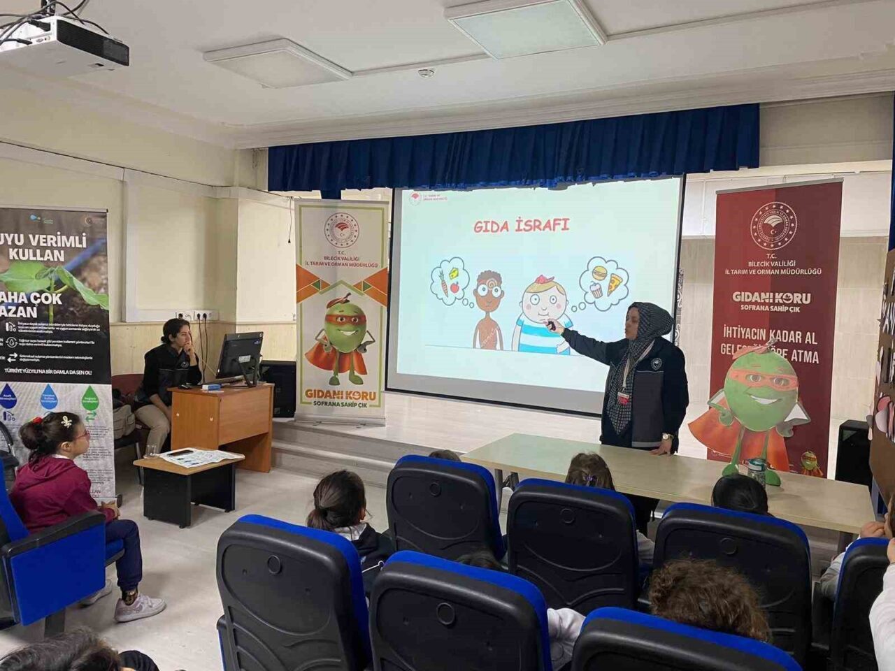 Bilecik'te, Dünya Gıda Günü etkinliği kapsamında Atatürk İlkokulu’nda 385 öğrenciye