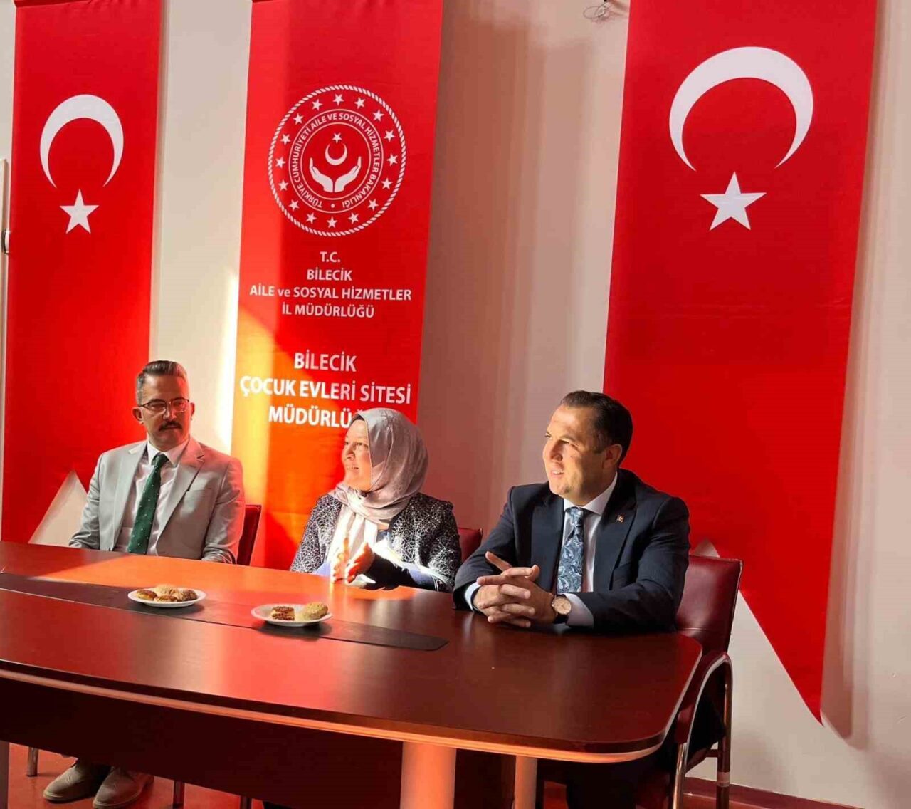 Bilecik’te Aile ve Sosyal Hizmetler Bakanlığı, çocuk kurumlarındaki bakım elemanlarına