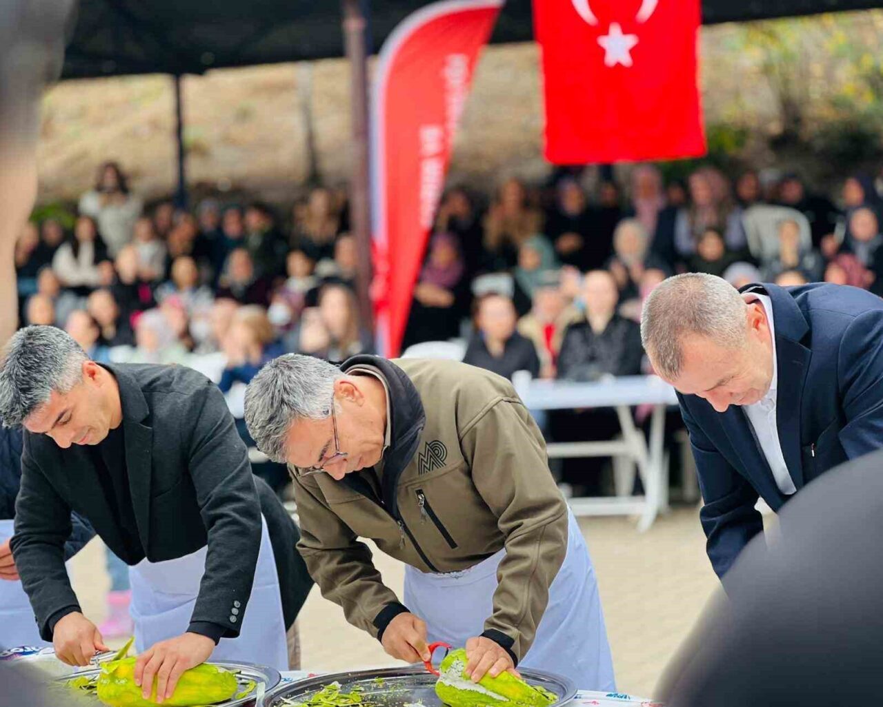 Bilecik'te 8. Kızıldamlar Kestane Kabağı Festivali, coşku içinde kutlandı. Vali