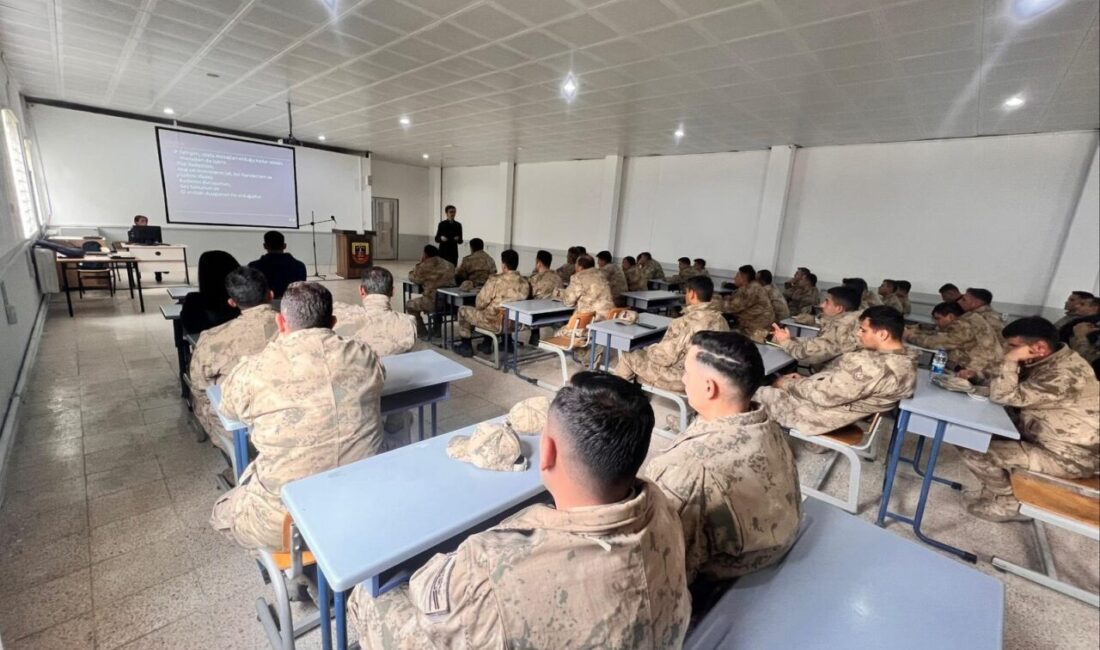 Bilecik'in Söğüt ilçesinde jandarma personeline Aile Eğitim Programı (AEP) eğitimi