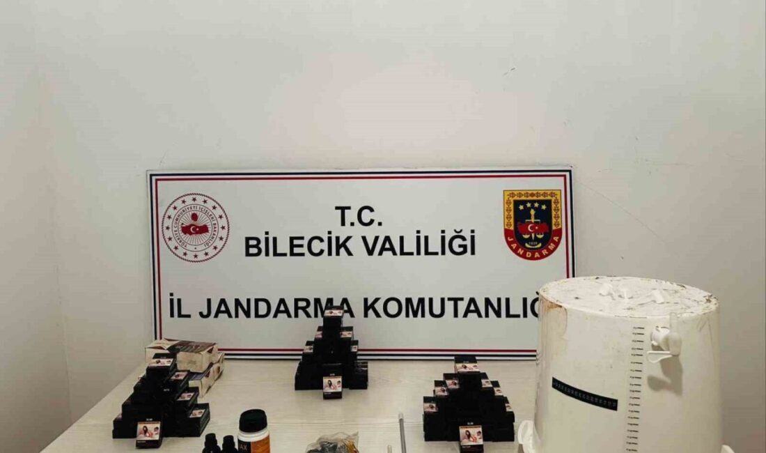 Bilecik’te Jandarma Operasyonunda Kaçak Tütün Ürünleri Ele Geçirildi, Bir Kişi Hakkında İşlem Yapıldı Bilecik'in Söğüt ilçesinde jandarma ekipleri, kaçak tütün mamulleri üzerine düzenledikleri