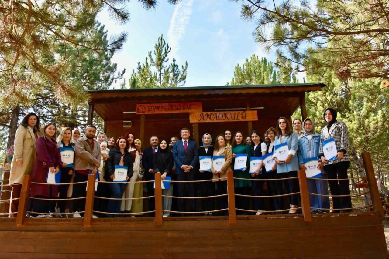 Bilecik’te 32 okul öncesi öğretmeni, "Orman Pedagojisi" projesi kapsamında eğitildi.