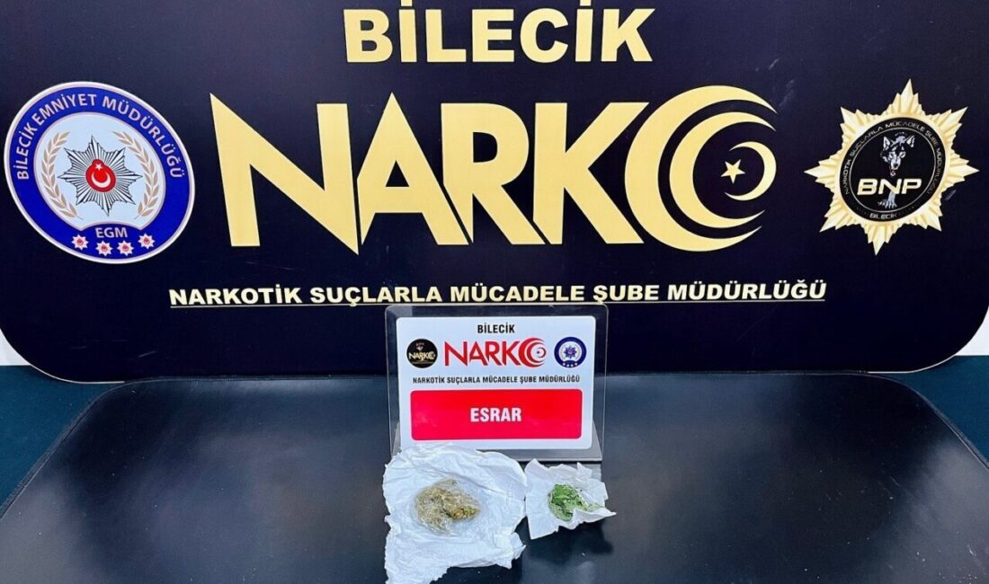 Bilecik’teki uyuşturucu operasyonunda iki şahıs tutuklandı Bilecik'te gerçekleştirilen uyuşturucu operasyonunda, Narkotik Suçlarla Mücadele Şube Müdürlüğü ekipleri