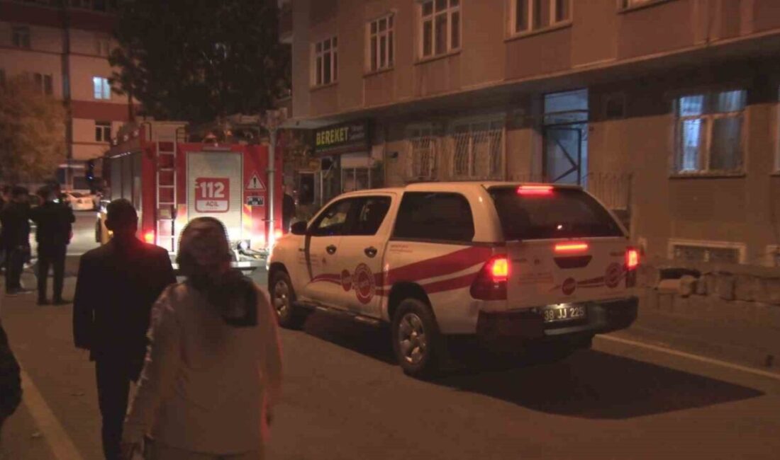 Kayseri’nin Melikgazi ilçesinde, 54 yıllık bir apartmanda koridordaki fayansların çatlaması