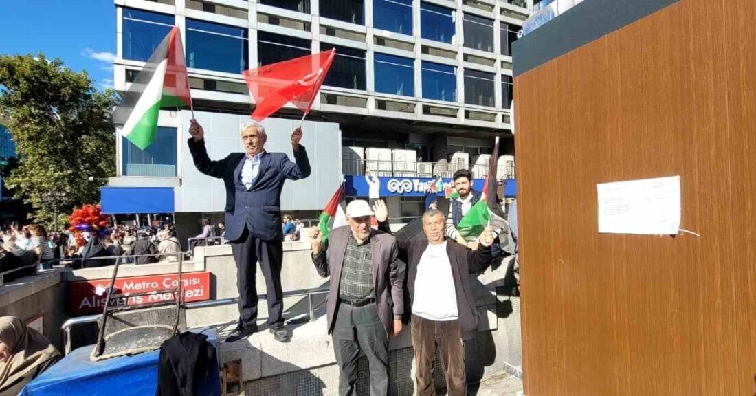 Ankara'da düzenlenen "Gazze Kararlılık Yürüyüşü"ne binlerce kişi katılarak İsrail'in Gazze'deki