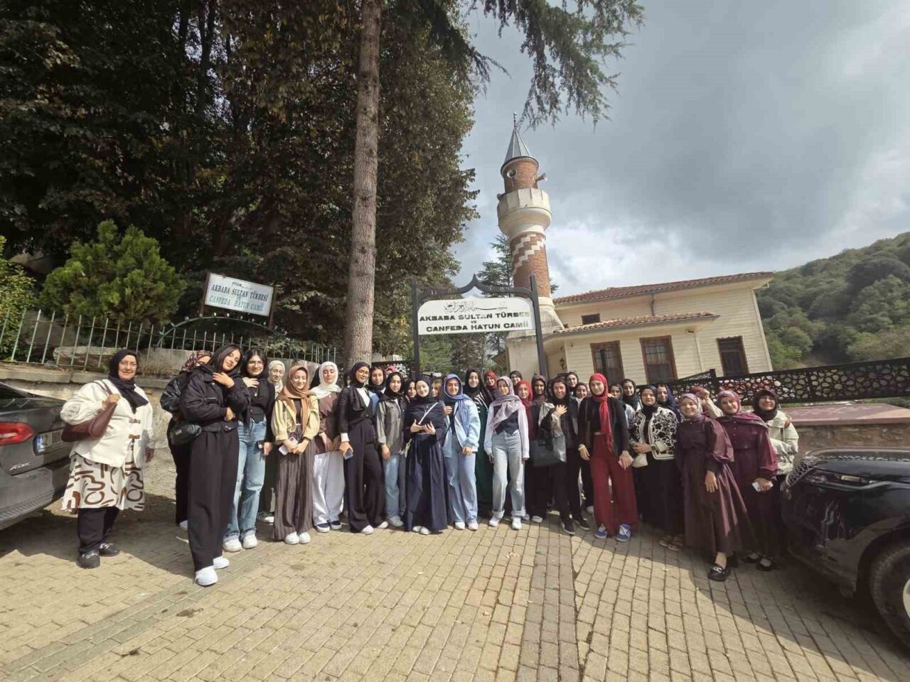 Esenyurt Belediyesi'nin düzenlediği kültür turları, 10 binden fazla vatandaşa İstanbul'un