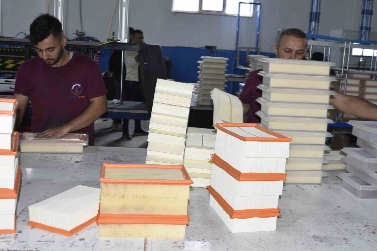 Bitlis'te kurulan filtre fabrikası, yerli teknolojiler ve nitelikli iş gücü
