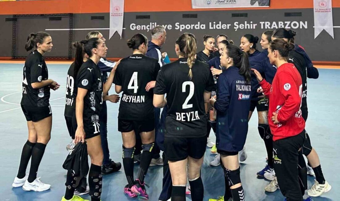 Armada Praxis Yalıkavakspor, Hentbol Kadınlar Süper Ligi mücadelesinde Ortahisar Belediyespor’u