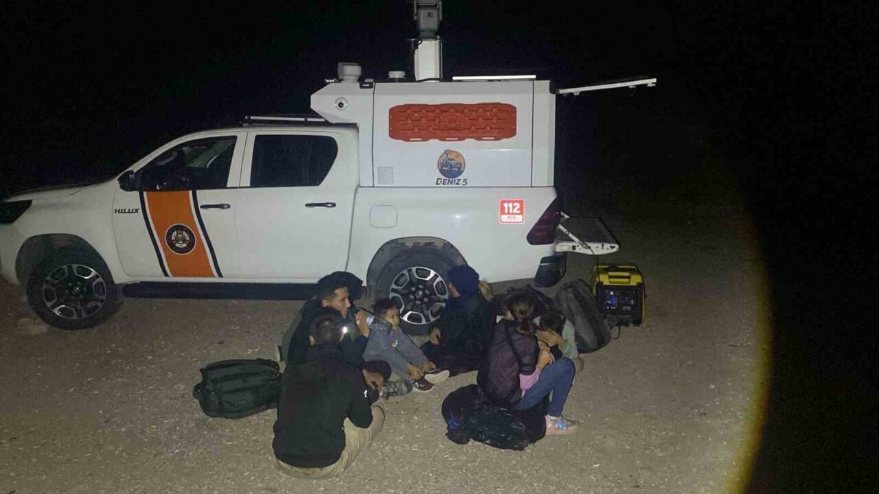 Muğla'nın Bodrum ilçesinde, Yalıkavak Küdür mevkiinde yasadışı yollardan Yunan adalarına