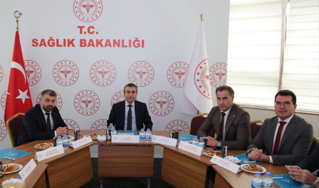 Erzurum Şehir Hastanesi'nde düzenlenen 2. Bölge Acil Sağlık Hizmetleri Koordinasyon