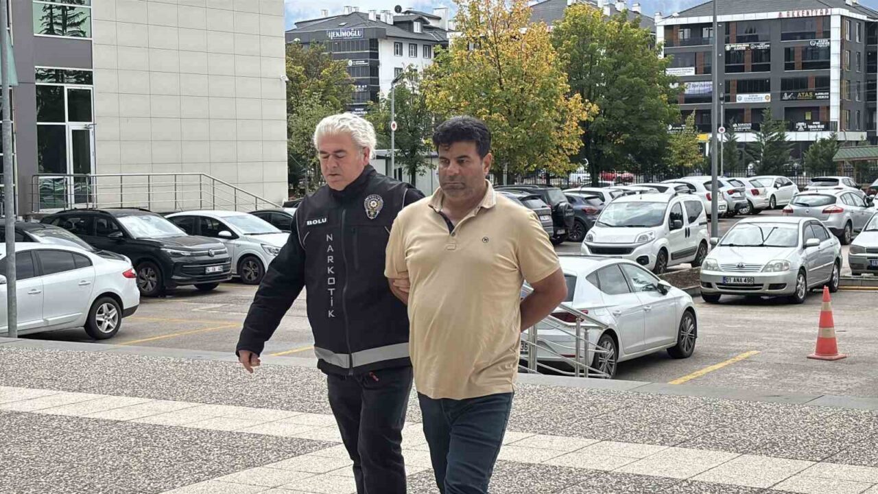 Bolu'da gerçekleştirilen operasyonda, polis ekipleri bir aracın dingillerine gizlenmiş 7