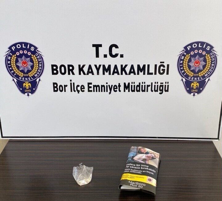 Niğde'nin Bor ilçesinde düzenlenen uyuşturucu operasyonunda L.C.G., A.E., A.E. ve