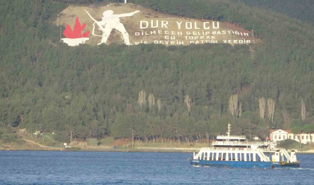 Çanakkale'deki Gestaş Deniz Ulaşım A.Ş., olumsuz hava koşulları nedeniyle Bozcaada