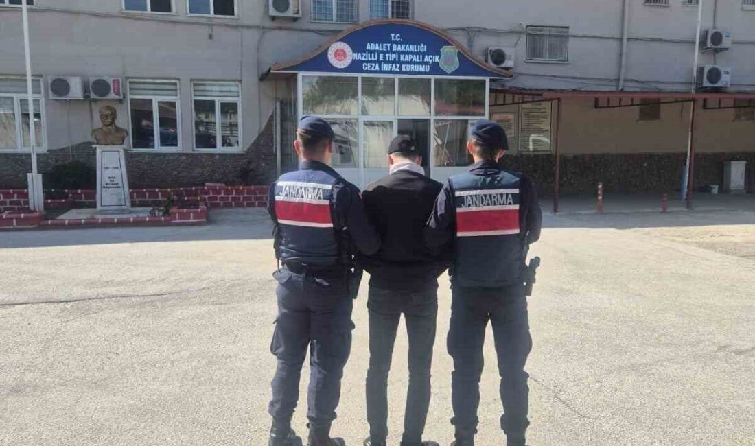 Bozdoğan’da Jandarma, 4 Yıl Hapis Cezası Olan Şahsı Yakaladı Aydın'ın Bozdoğan ilçesinde, "Bina İçinde Muhafaza Altına Alınmış Eşya Hakkında