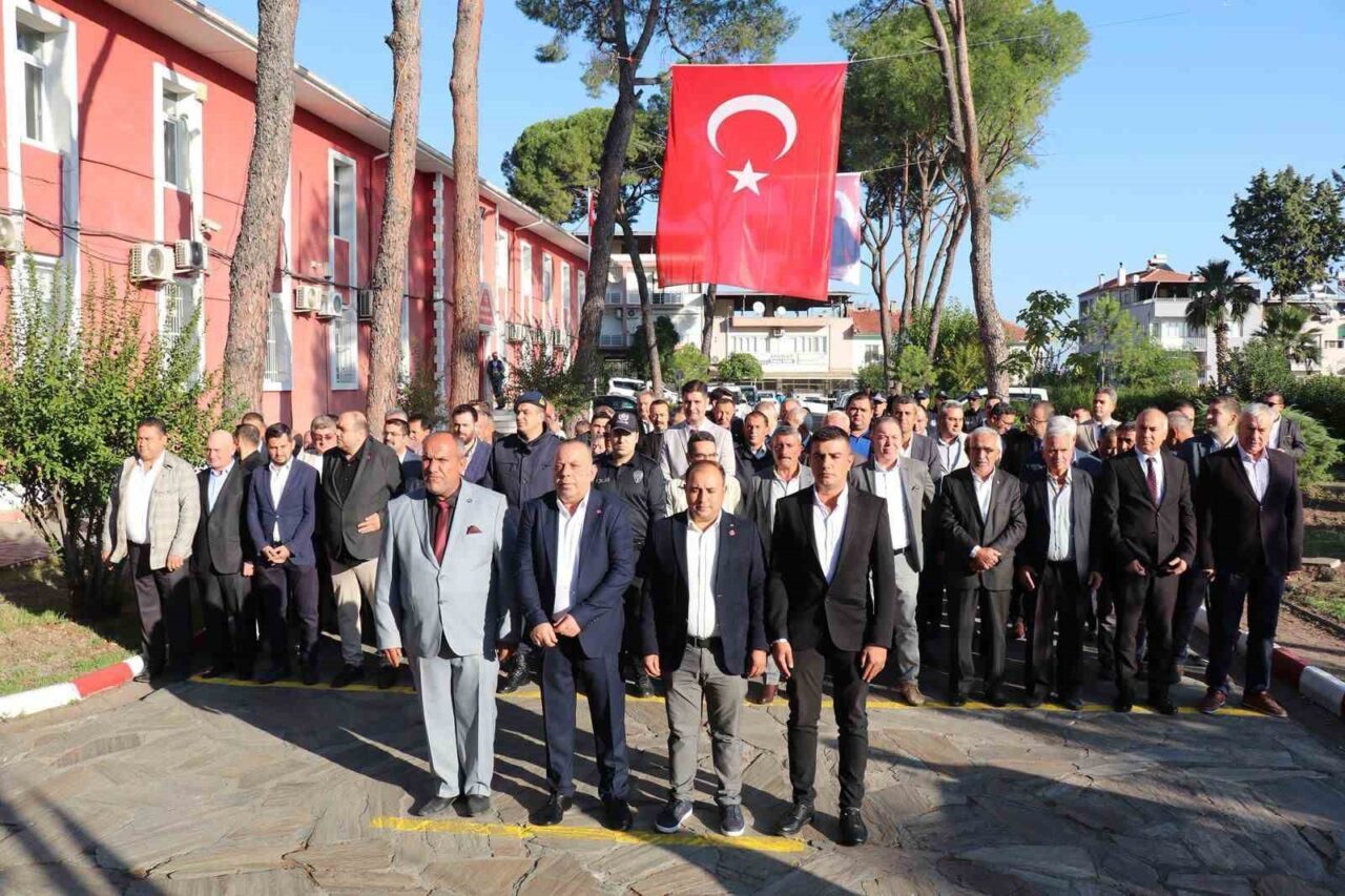 Bozdoğan'da 19 Ekim Muhtarlar Günü etkinliği düzenlendi. Hükümet Konağı'nda gerçekleştirilen