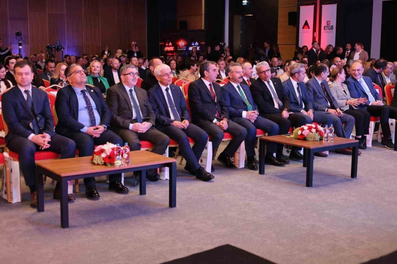 Bilecik Şeyh Edebali Üniversitesi, Eskişehir Teknoloji Geliştirme Bölgesi'nde düzenlenen 'Ignite-Fikrini