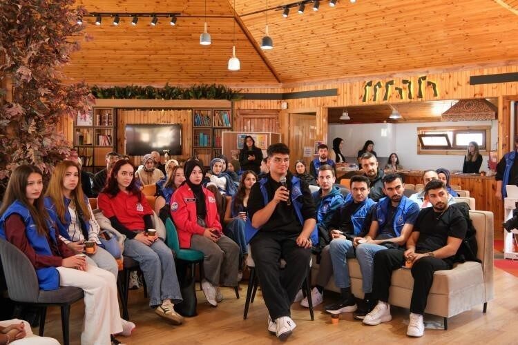 Gençlik Hizmetleri Genel Müdürü Dr. Enes Efendioğlu, Bilecik Şeyh Edebali