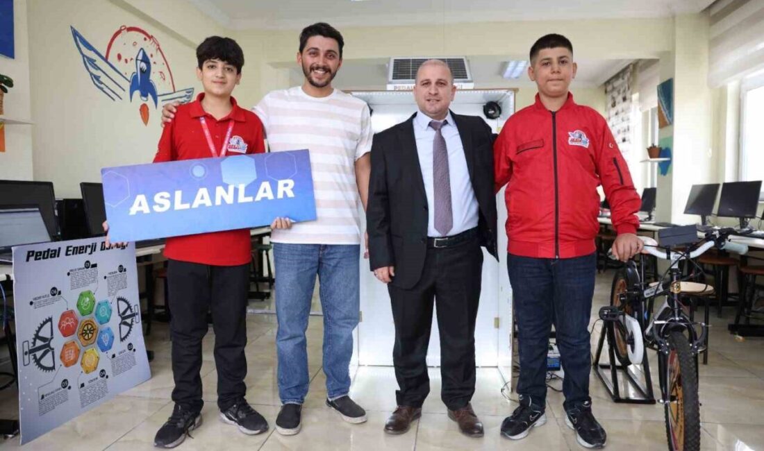 Gaziantep’teki Samiye Teymur Emine Ulusoy Ortaokulu, Öğretmen Ömer Güneş liderliğinde