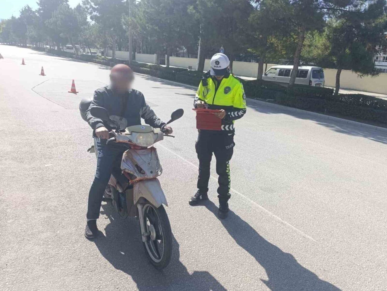 Burdur'da polis, 11-12 Ekim tarihlerinde motosiklet ve motorlu bisikletler üzerinde