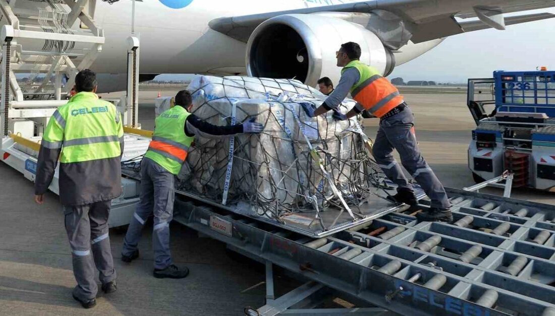 Bursa’nın Dış Ticaret Potansiyelini Artıran BTSO, Yenişehir Havalimanı’nda Dev Yatırımlar Yapıyor Bursa Ticaret ve Sanayi Odası (BTSO), dış ticaretin gelişmesi için