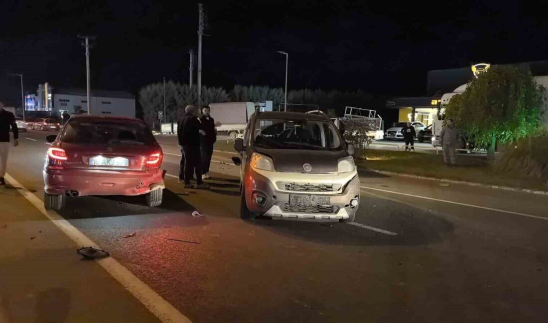 İnegöl’de Zincirleme Trafik Kazasında Üç Yaralı Bursa'nın İnegöl ilçesinde meydana gelen zincirleme trafik kazasında 3 kişi