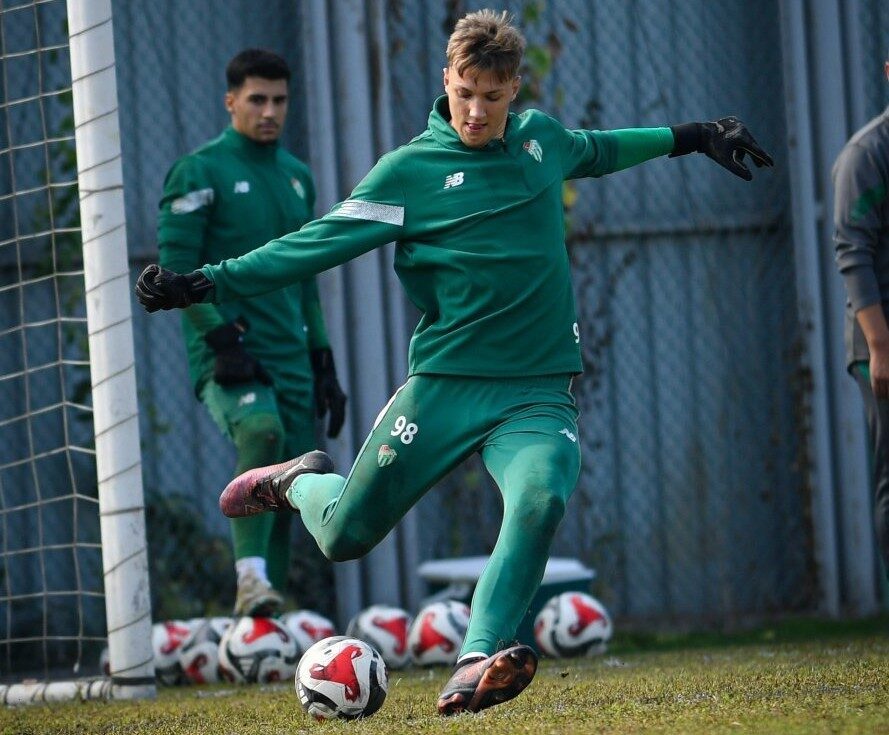 Bursaspor, TFF 2. Lig 10. hafta match hazırlıklarına Özlüce İbrahim