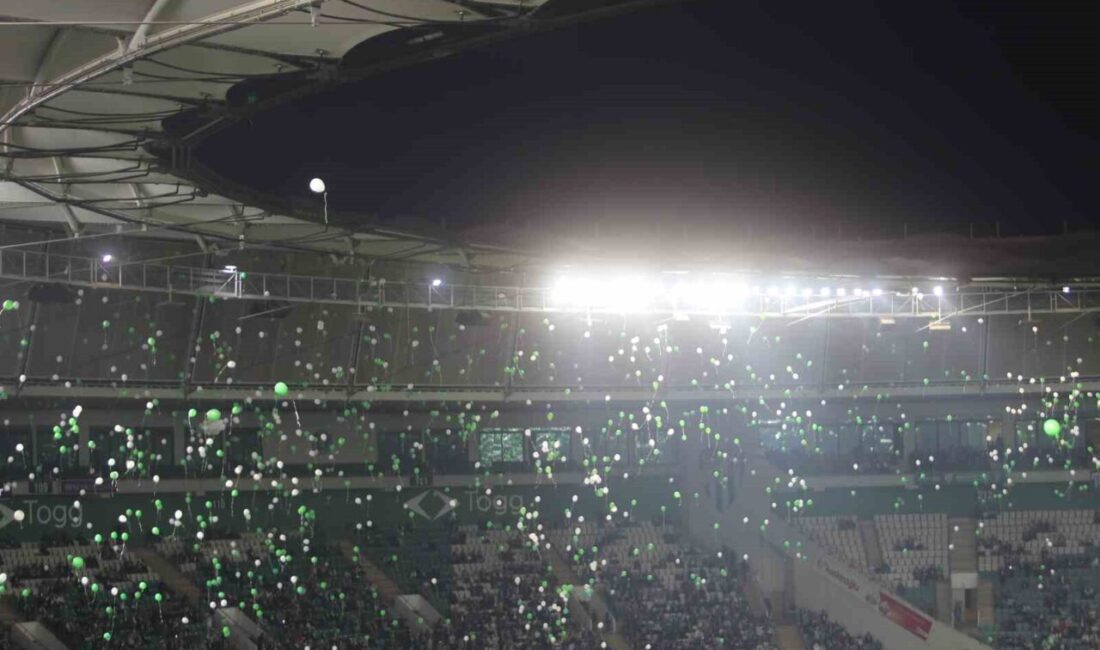 Bursa'da, hastalığı yenen minik Çağan Ata Taran için Bursaspor-Menemen FK