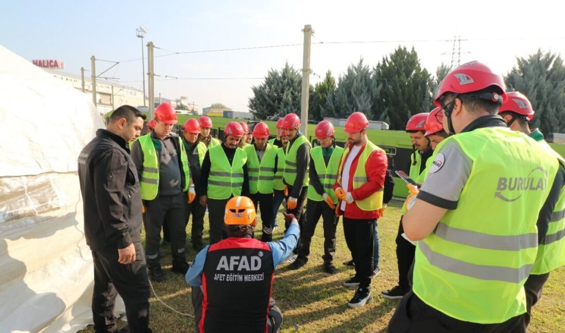Bursa Büyükşehir Belediyesi, Burulaş Personeline Afet Durumlarında Çadır Kurma Eğitimi Verdi Bursa Büyükşehir Belediyesi, olası afetler için BURULAŞ personeline çadır kurma