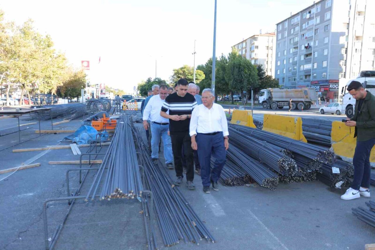 Kayseri Büyükşehir Belediye Başkanı Dr. Memduh Büyükkılıç, DSİ-Ağır Sanayi Katlı