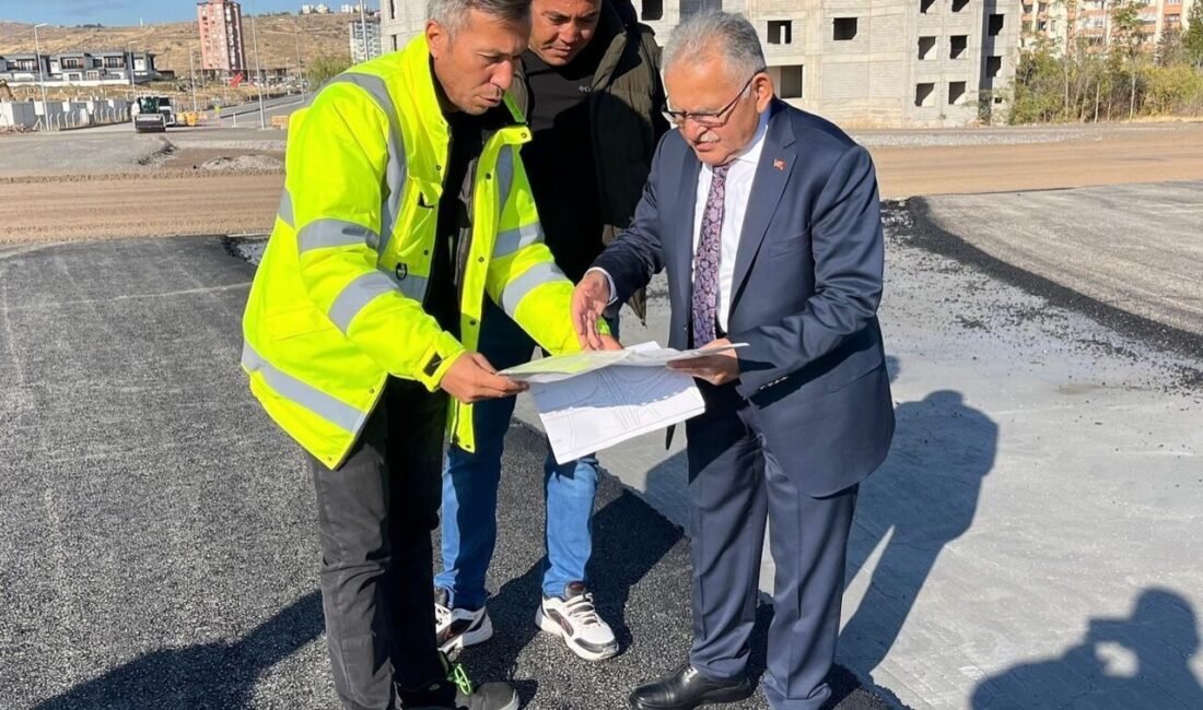 Kayseri Büyükşehir Belediye Başkanı Dr. Memduh Büyükkılıç, Meteoroloji Katlı Kavşağı'nın