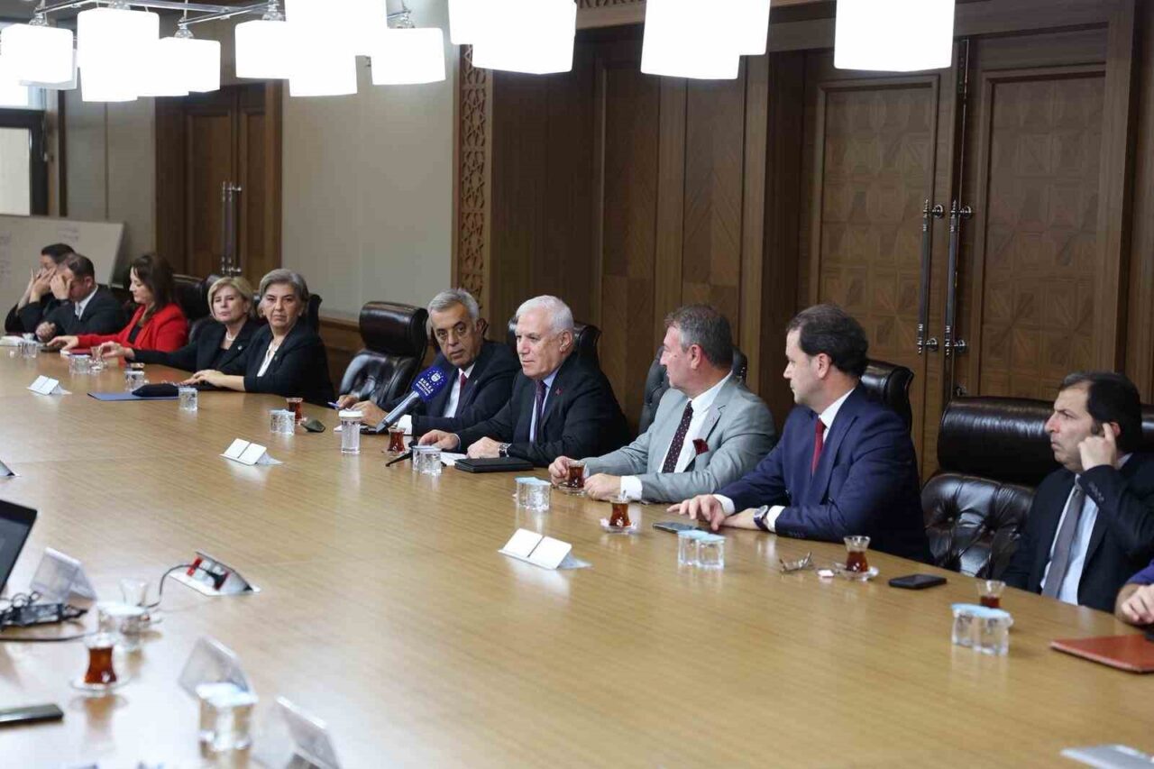 Bursa Büyükşehir Belediyesi, TSE'nin denetimlerini başarıyla tamamlayarak hizmet kalitesini artırmayı