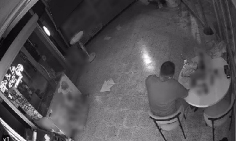 Burdur’da Markette Alkollü Eğlence Düzenleyen Şahıs Gözaltına Alındı