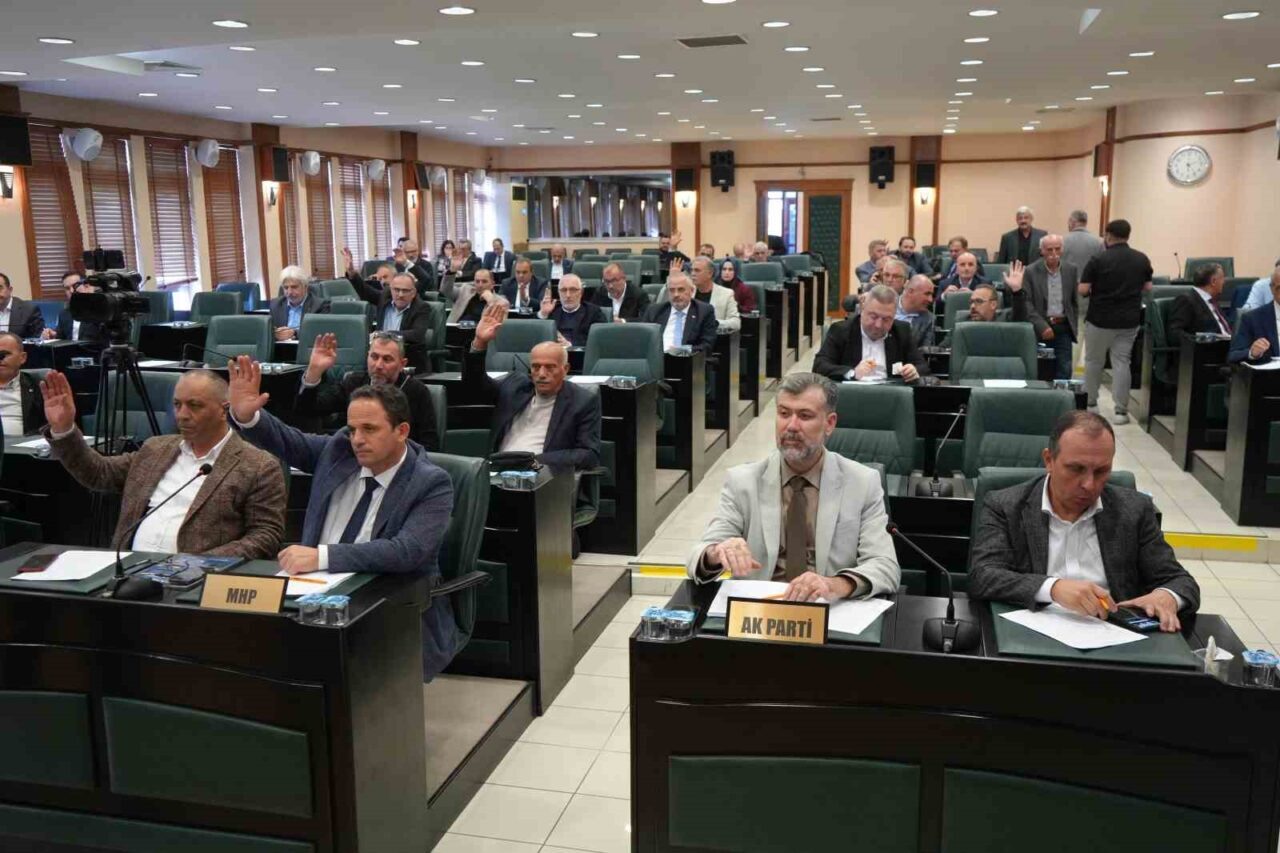 Samsun Büyükşehir Belediyesi Meclisi, özel halk otobüsleriyle ilgili yeni düzenlemeleri