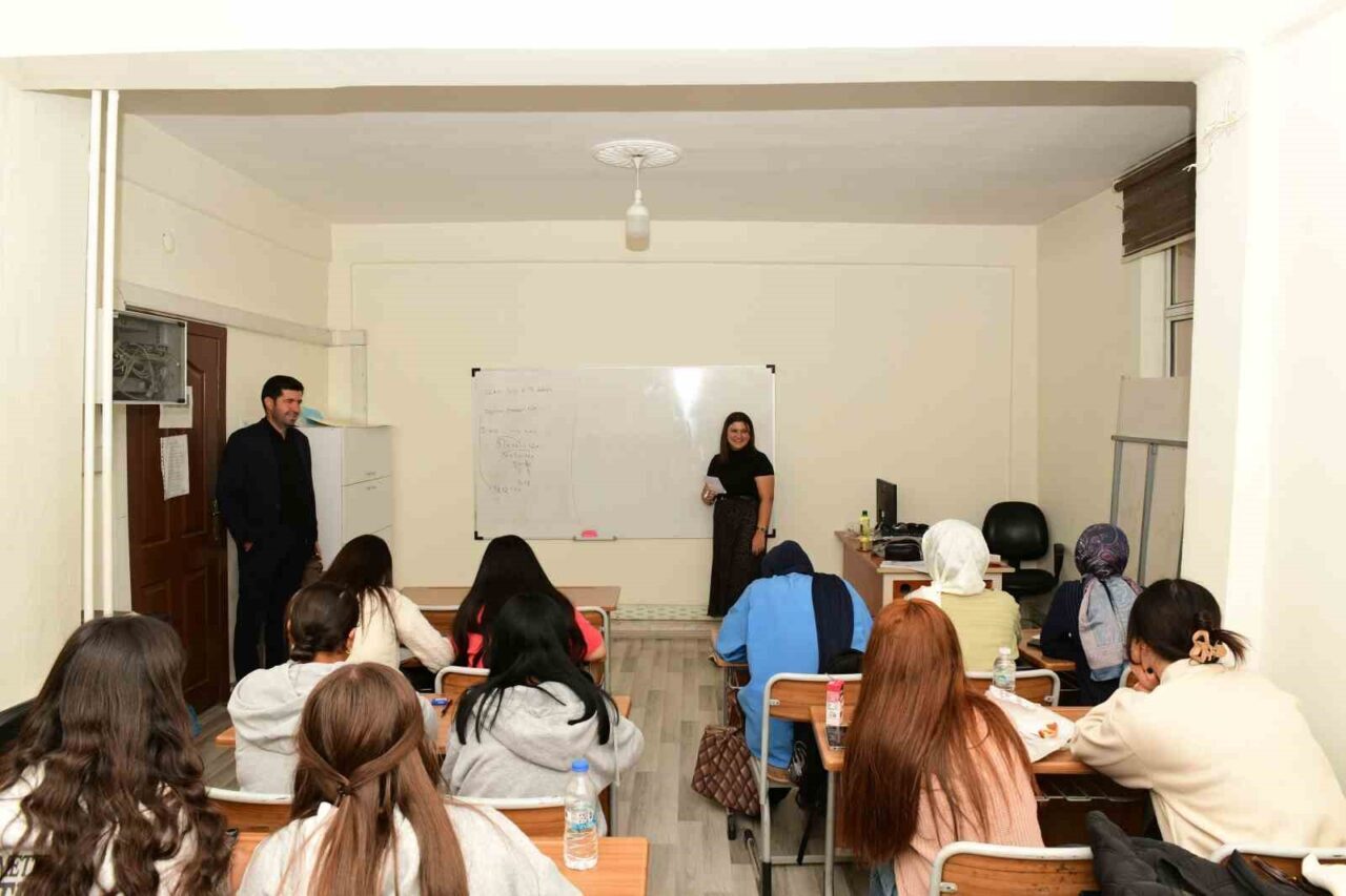 Çatak’ta Destekleme ve Yetiştirme Kurslarına Öğrencilerden Yoğun İlgi