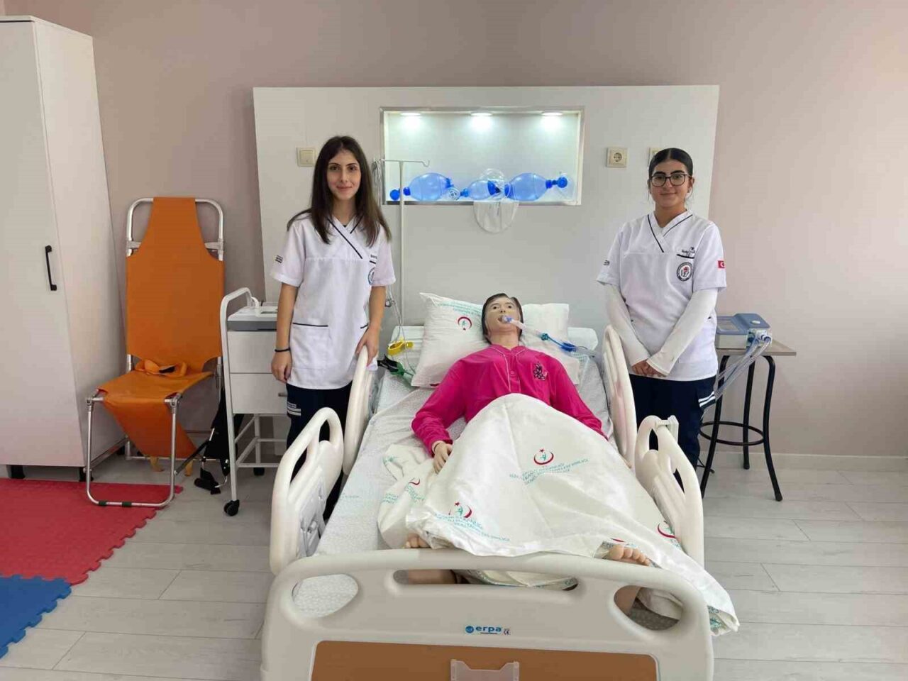Çayeli Bakır, Rize'de Hacı Ahmet Hamdi İshakoğlu Mesleki ve Teknik