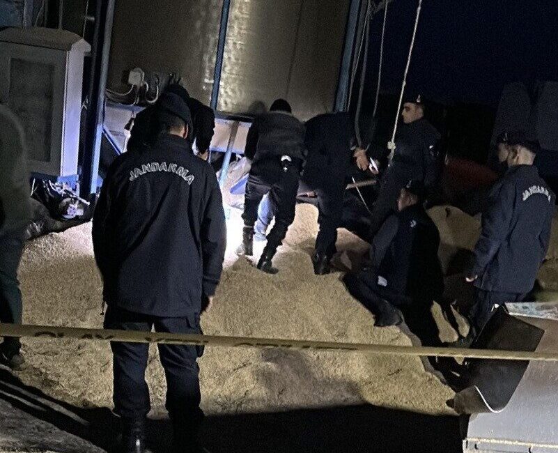 Edirne’de 76 Yaşındaki Çiftçi Çeltik Kurutma Makinesinde Hayatını Kaybetti Edirne’nin Meriç ilçesinde 76 yaşındaki Mustafa Başkut, çeltik kurutma makinesinde