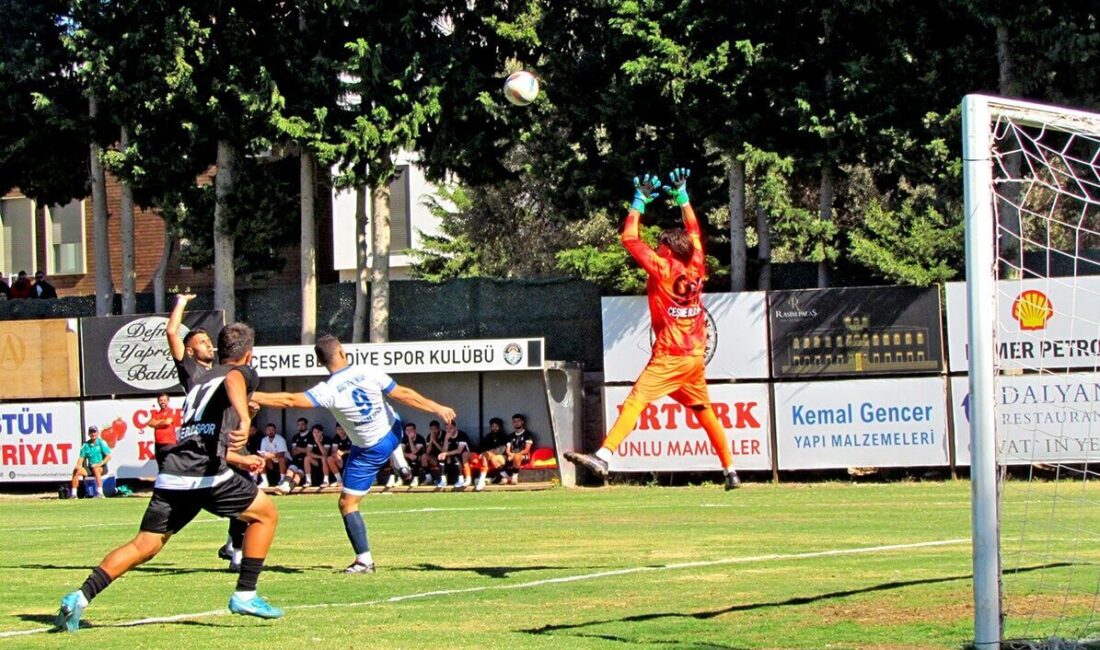 İzmir Süper Amatör Lig E Grubu'nda Çeşme Belediyespor, Özderespor ile