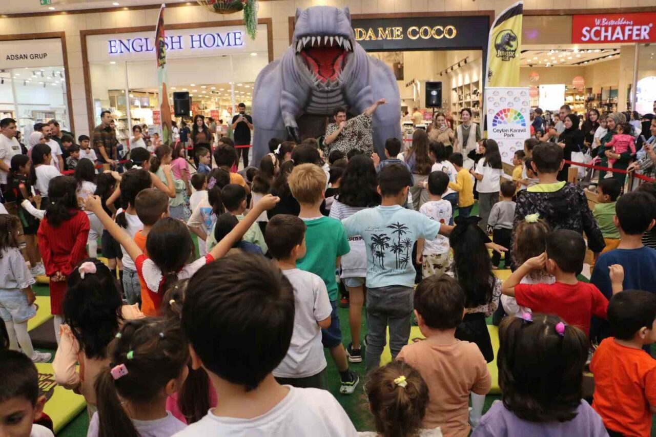 Ceylan Karavil Park Alışveriş Merkezi, 10-11-12 Ekim'de "Jurassic Age" temalı